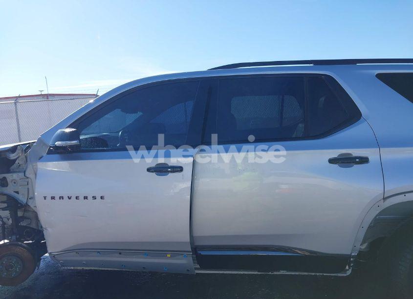 Photo 15 of 2019 Chevrolet Traverse PREMIER (VIN 1GNEVKKWXKJ274010)