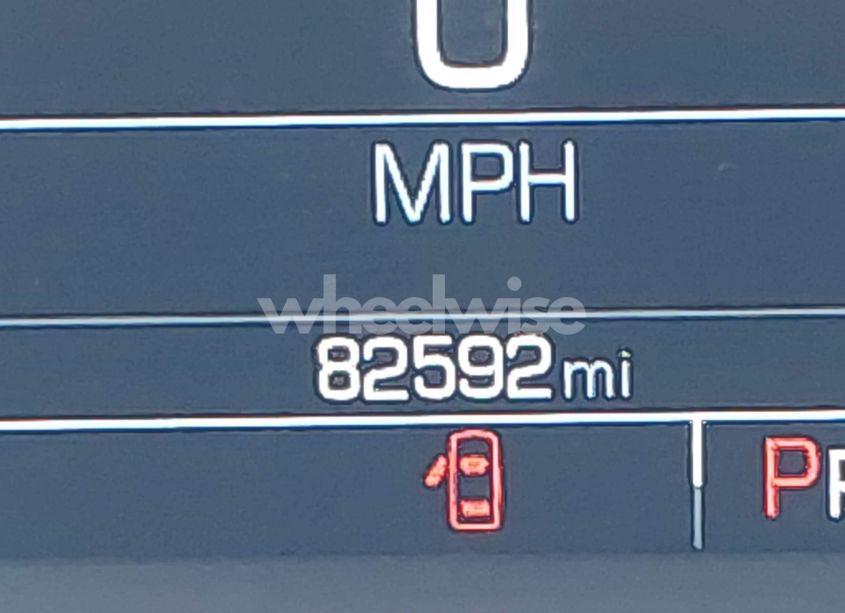 Photo 16 of 2019 Chevrolet Traverse PREMIER (VIN 1GNEVKKWXKJ274010)