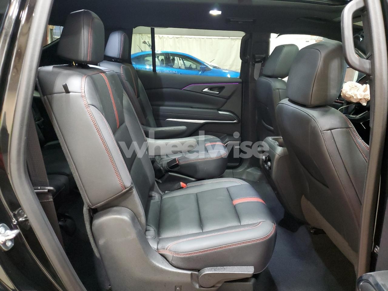 Photo 11 of 2024 CHEVROLET TRAVERSE RS (VIN 1GNEVLKS8RJ176218)