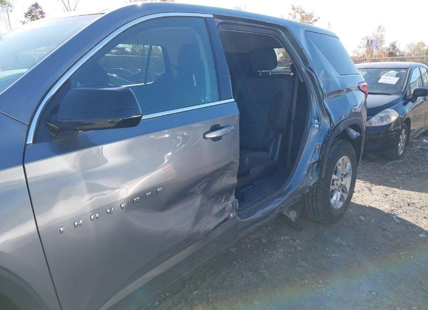 Photo 6 of 2020 Chevrolet Traverse AWD 1FL (VIN 1GNEVLKW0LJ288456)