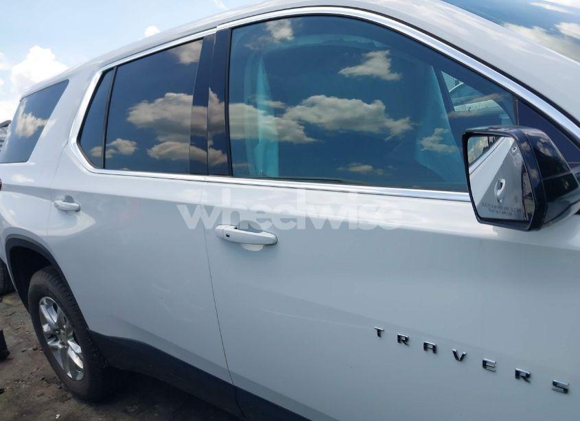 Photo 12 of 2020 Chevrolet Traverse AWD 1FL (VIN 1GNEVLKW1LJ178323)