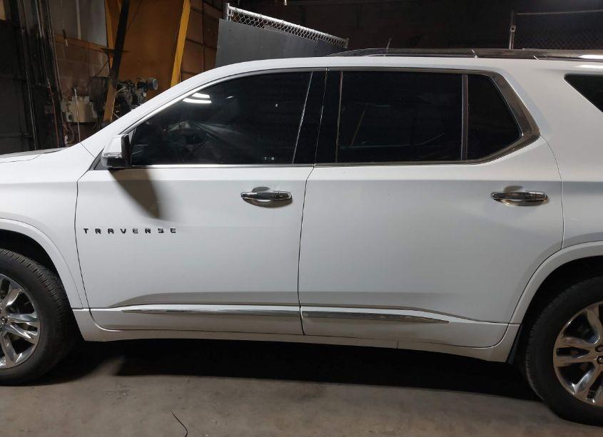 Photo 15 of 2021 Chevrolet Traverse AWD HIGH COUNTRY (VIN 1GNEVNKW2MJ271932)