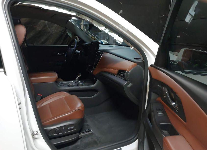 Photo 5 of 2021 Chevrolet Traverse AWD HIGH COUNTRY (VIN 1GNEVNKW2MJ271932)