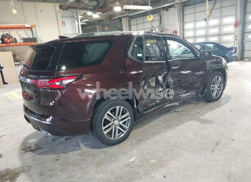 Photo 4 of 2022 Chevrolet Traverse AWD HIGH COUNTRY (VIN 1GNEVNKW4NJ153432)