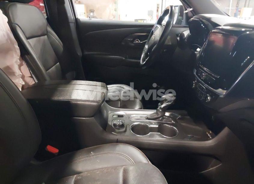 Photo 5 of 2022 Chevrolet Traverse AWD HIGH COUNTRY (VIN 1GNEVNKW4NJ153432)