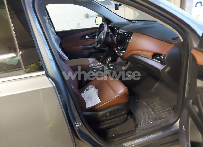 Photo 5 of 2021 Chevrolet Traverse AWD HIGH COUNTRY (VIN 1GNEVNKW9MJ163663)