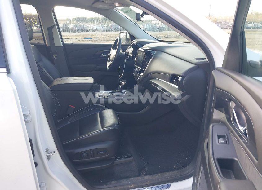 Photo 5 of 2021 Chevrolet Traverse AWD HIGH COUNTRY (VIN 1GNEVNKW9MJ200257)