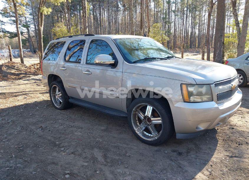 2007 Chevrolet Tahoe LT (VIN 1GNFC13007J121819) main photo