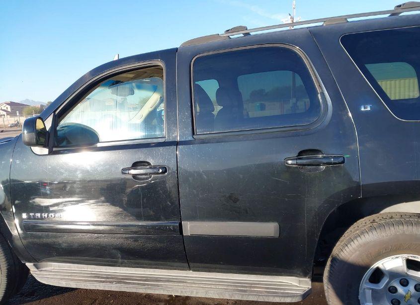 Photo 14 of 2007 Chevrolet Tahoe LT (VIN 1GNFC13007R117612)