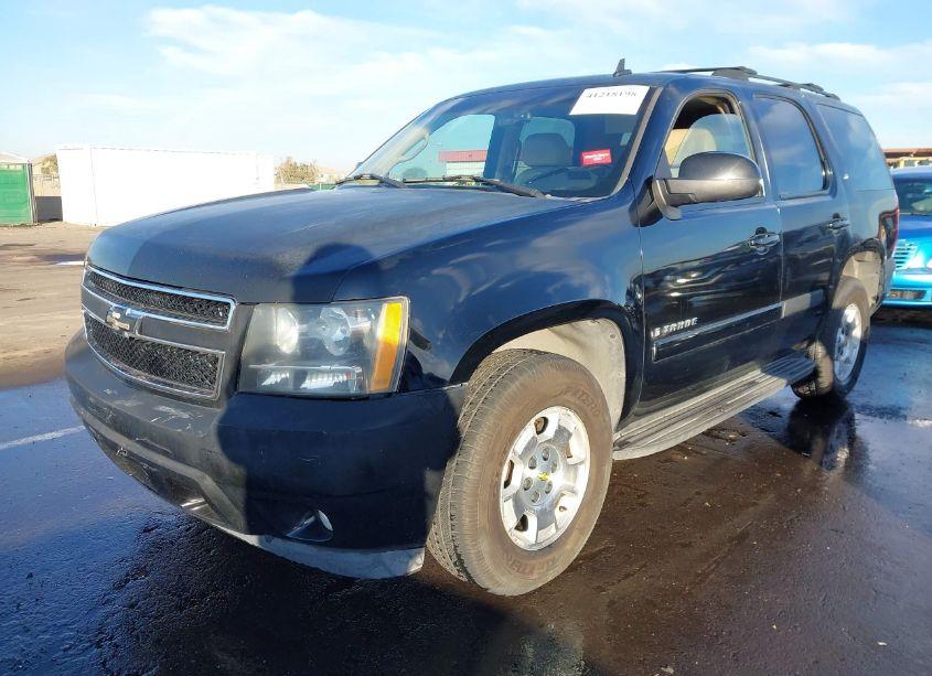 Photo 2 of 2007 Chevrolet Tahoe LT (VIN 1GNFC13007R117612)