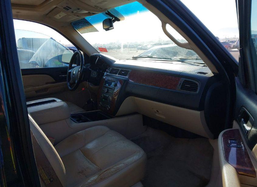 Photo 5 of 2007 Chevrolet Tahoe LT (VIN 1GNFC13007R117612)