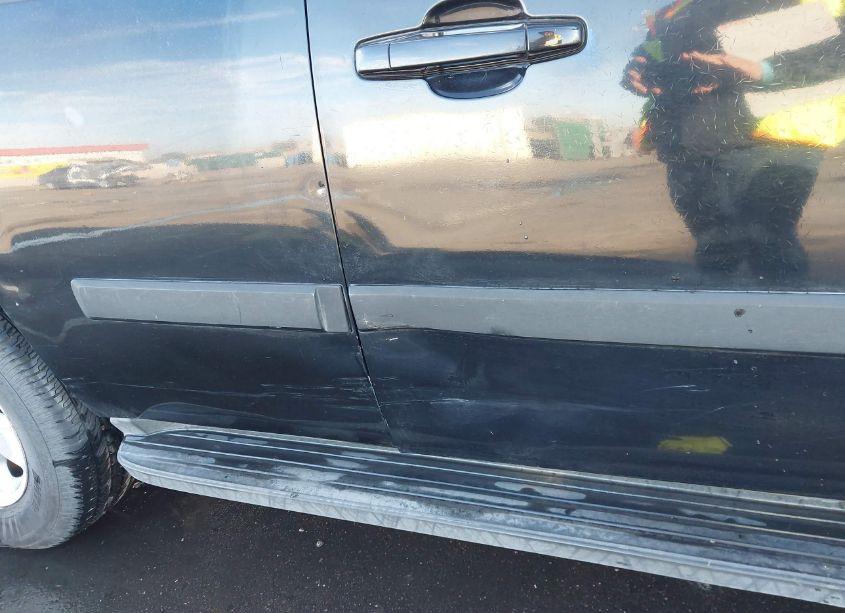 Photo 6 of 2007 Chevrolet Tahoe LT (VIN 1GNFC13007R117612)