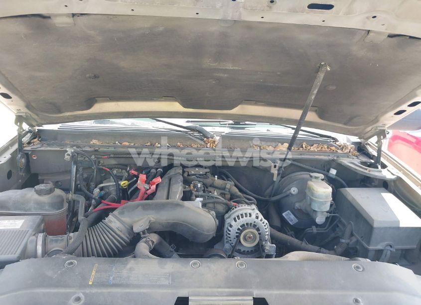 Photo 10 of 2007 Chevrolet Tahoe LS (VIN 1GNFC13007R232128)