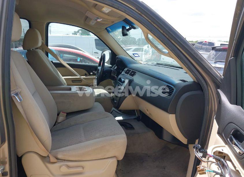 Photo 5 of 2007 Chevrolet Tahoe LS (VIN 1GNFC13007R232128)