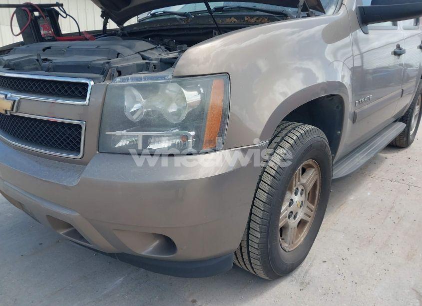 Photo 6 of 2007 Chevrolet Tahoe LS (VIN 1GNFC13007R232128)