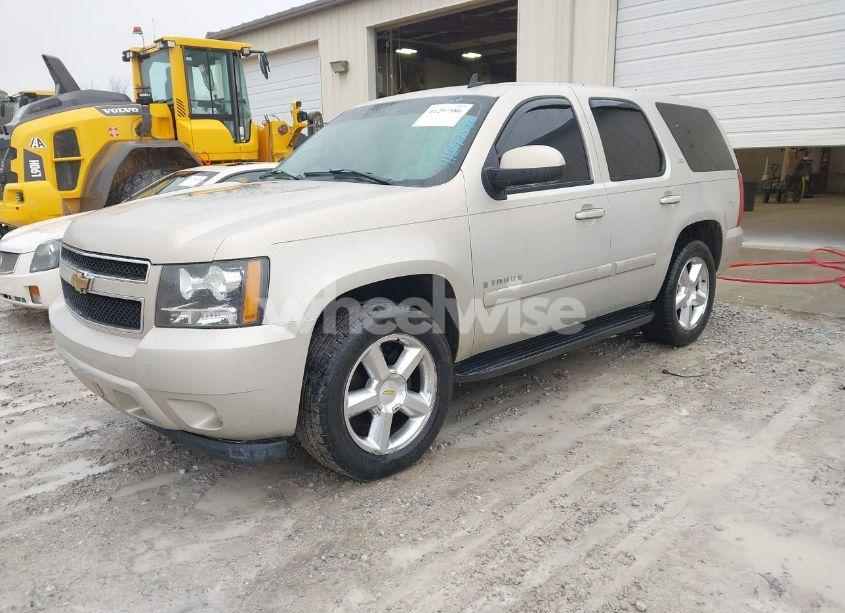 Photo 2 of 2007 Chevrolet Tahoe LTZ (VIN 1GNFC13007R270152)