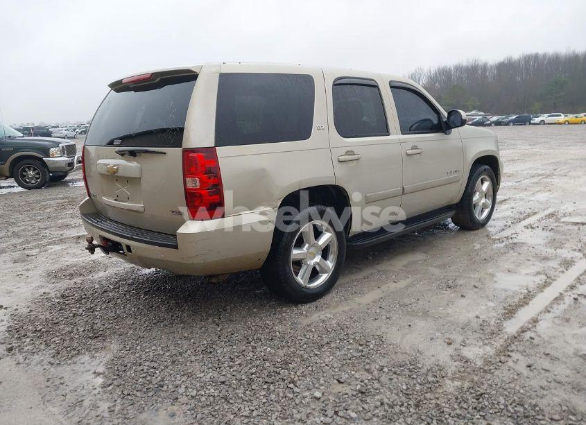 Photo 4 of 2007 Chevrolet Tahoe LTZ (VIN 1GNFC13007R270152)