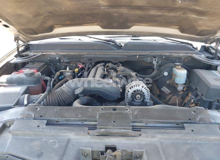 Photo 10 of 2007 Chevrolet Tahoe LS (VIN 1GNFC13007R305997)