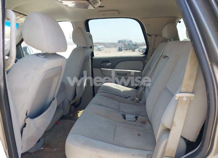 Photo 8 of 2007 Chevrolet Tahoe LS (VIN 1GNFC13007R305997)