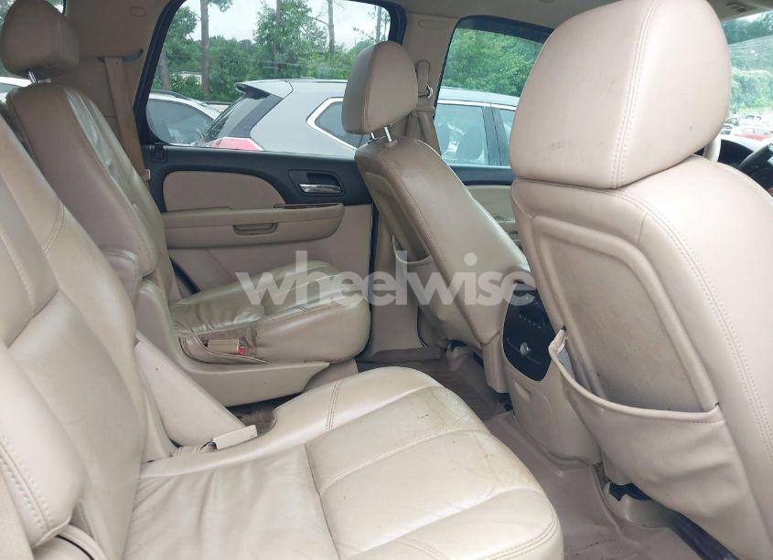 Photo 8 of 2007 Chevrolet Tahoe LT (VIN 1GNFC13007R415013)