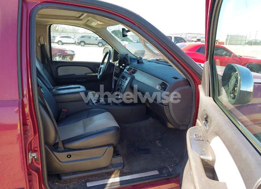 Photo 5 of 2007 Chevrolet Tahoe LT (VIN 1GNFC13007R426187)