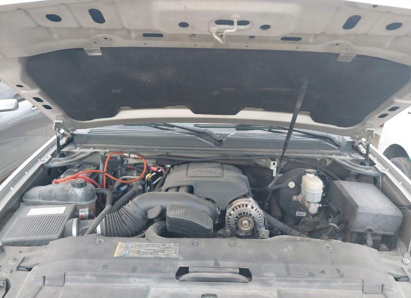 Photo 10 of 2007 Chevrolet Tahoe LT (VIN 1GNFC13007R428960)