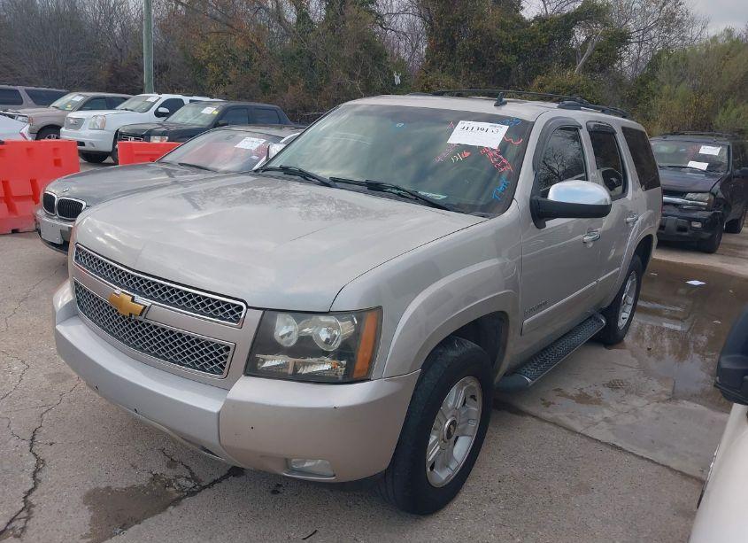 Photo 2 of 2007 Chevrolet Tahoe LT (VIN 1GNFC13007R428960)