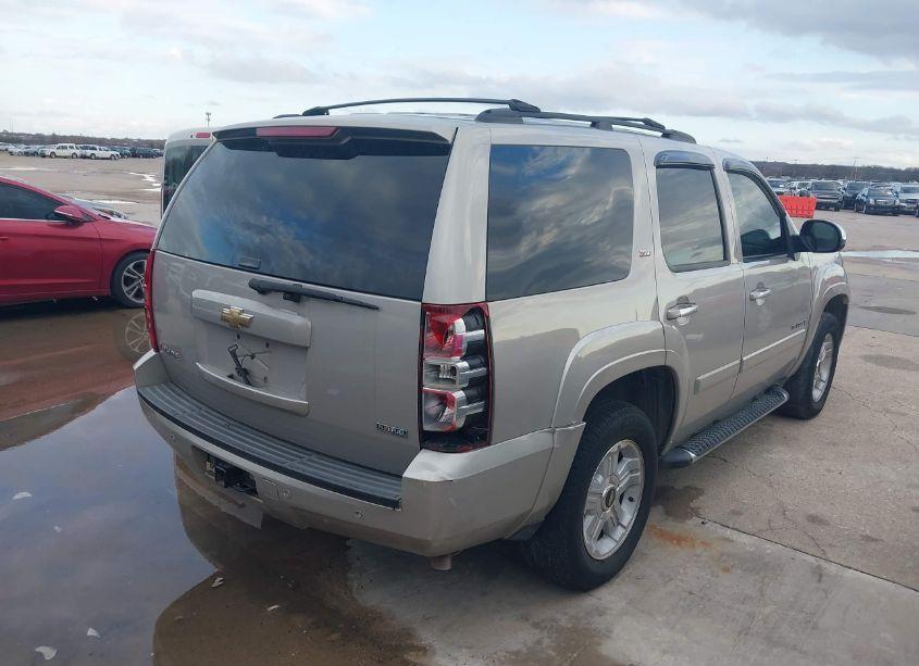 Photo 4 of 2007 Chevrolet Tahoe LT (VIN 1GNFC13007R428960)