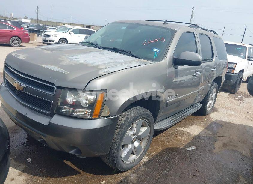 Photo 2 of 2008 Chevrolet Tahoe LT W/2LT (VIN 1GNFC13008R117644)