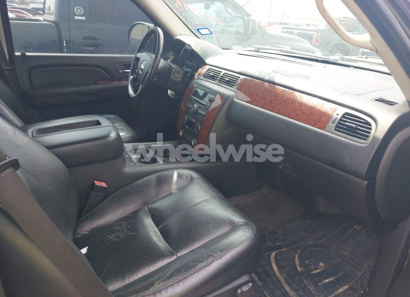 Photo 5 of 2008 Chevrolet Tahoe LT W/2LT (VIN 1GNFC13008R117644)