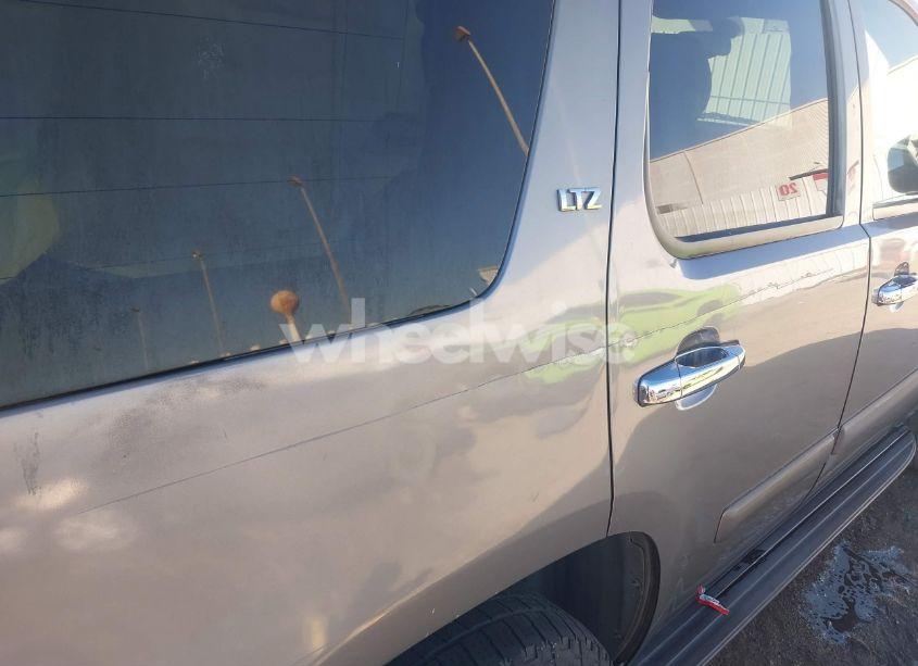 Photo 19 of 2008 Chevrolet Tahoe LTZ (VIN 1GNFC13008R192473)