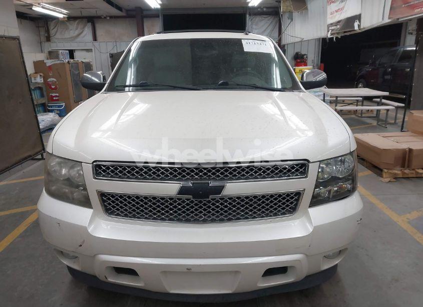 Photo 12 of 2008 Chevrolet Tahoe LTZ (VIN 1GNFC13008R196796)