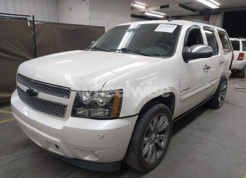 Photo 2 of 2008 Chevrolet Tahoe LTZ (VIN 1GNFC13008R196796)