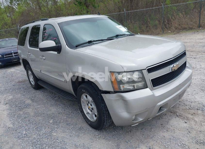 2008 Chevrolet Tahoe LT (VIN 1GNFC13008R198208) main photo