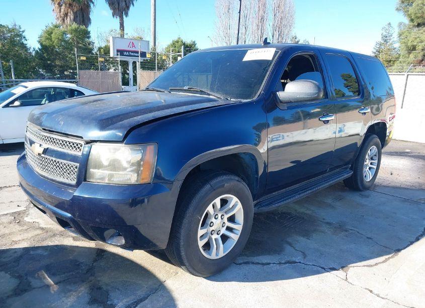 Photo 2 of 2007 Chevrolet Tahoe LS (VIN 1GNFC13017J368766)