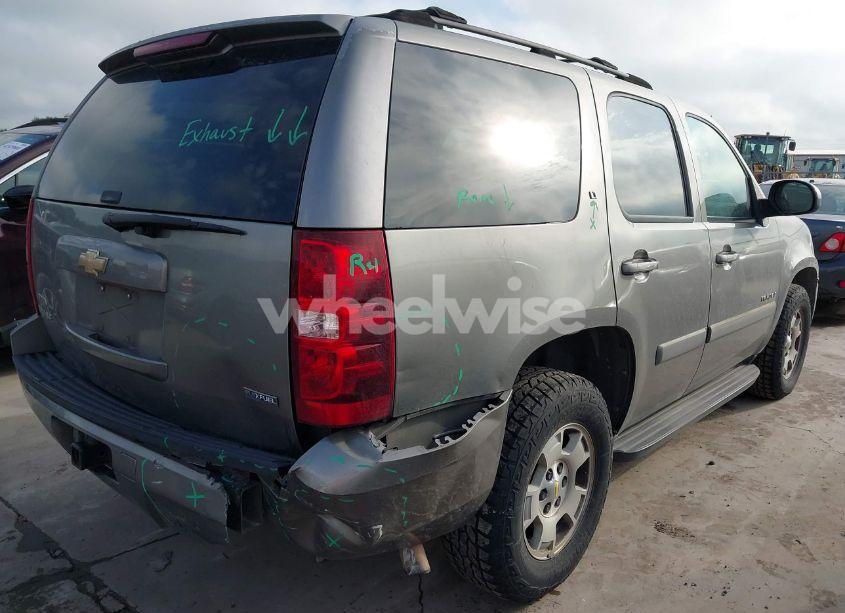 Photo 4 of 2007 Chevrolet Tahoe LT (VIN 1GNFC13017R287137)