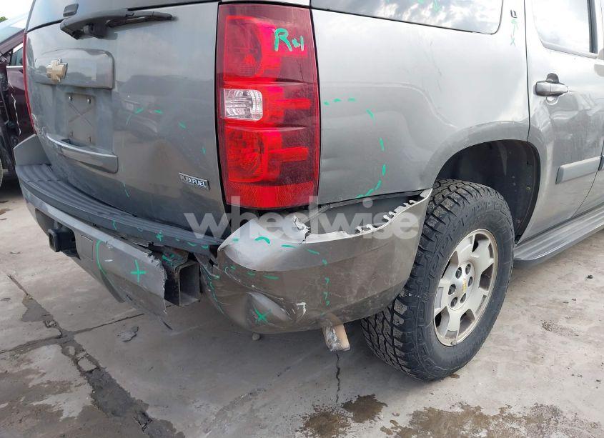 Photo 6 of 2007 Chevrolet Tahoe LT (VIN 1GNFC13017R287137)