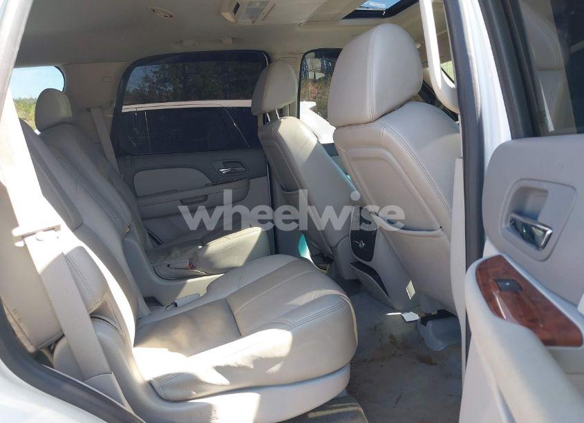 Photo 8 of 2008 Chevrolet Tahoe LTZ (VIN 1GNFC13018J225012)