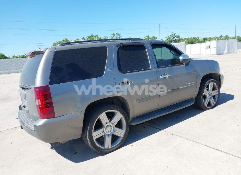 Photo 4 of 2008 Chevrolet Tahoe LTZ (VIN 1GNFC13018R154833)