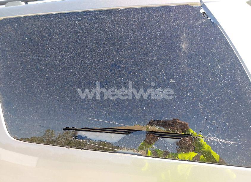 Photo 6 of 2008 Chevrolet Tahoe LTZ (VIN 1GNFC13018R154833)