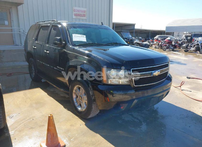 2008 Chevrolet Tahoe LS (VIN 1GNFC13018R236657) main photo