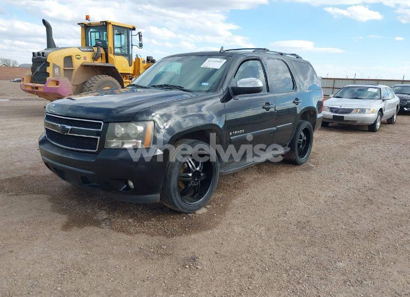 Photo 2 of 2008 Chevrolet Tahoe LT (VIN 1GNFC13018R247576)