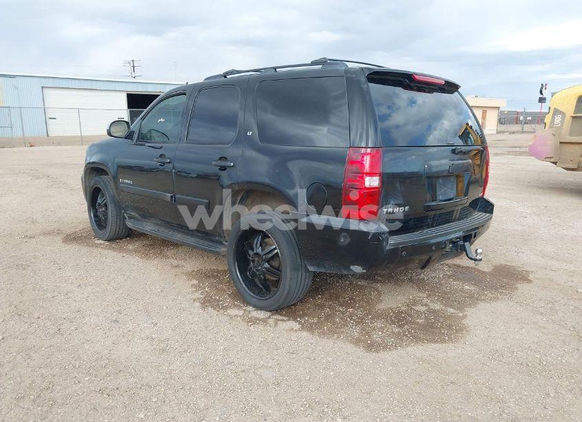 Photo 3 of 2008 Chevrolet Tahoe LT (VIN 1GNFC13018R247576)