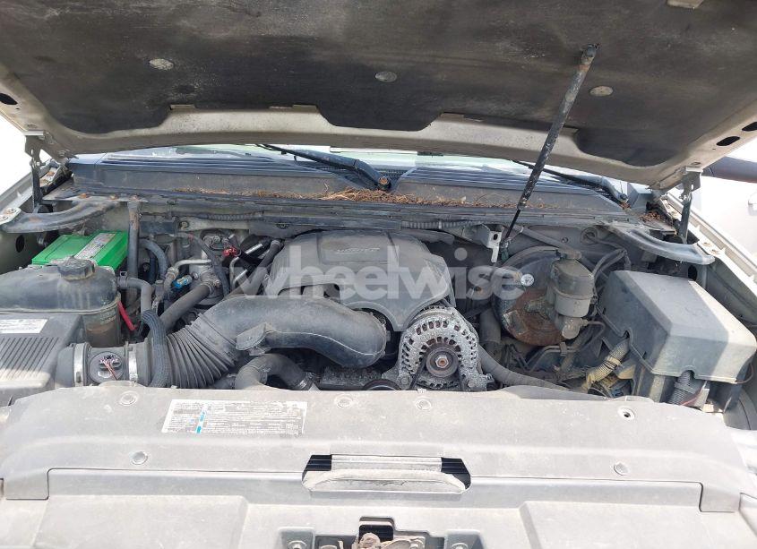 Photo 10 of 2007 Chevrolet Tahoe LT (VIN 1GNFC13027R235130)