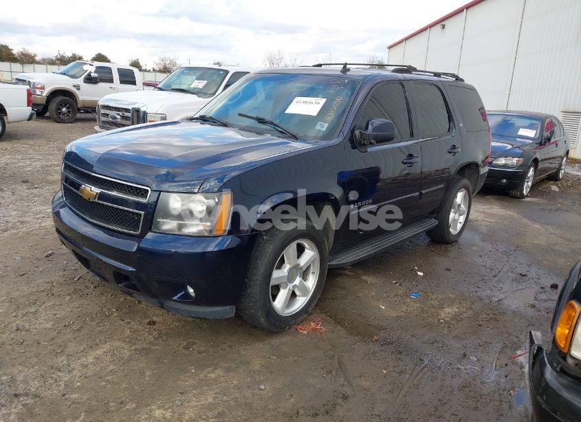 Photo 2 of 2007 Chevrolet Tahoe (VIN 1GNFC13027R248511)