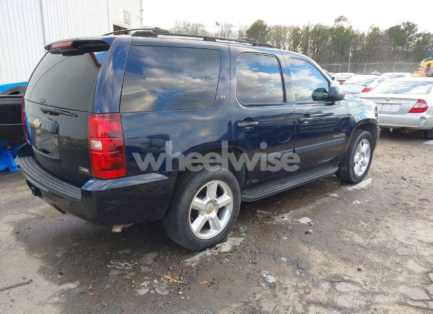 Photo 4 of 2007 Chevrolet Tahoe (VIN 1GNFC13027R248511)
