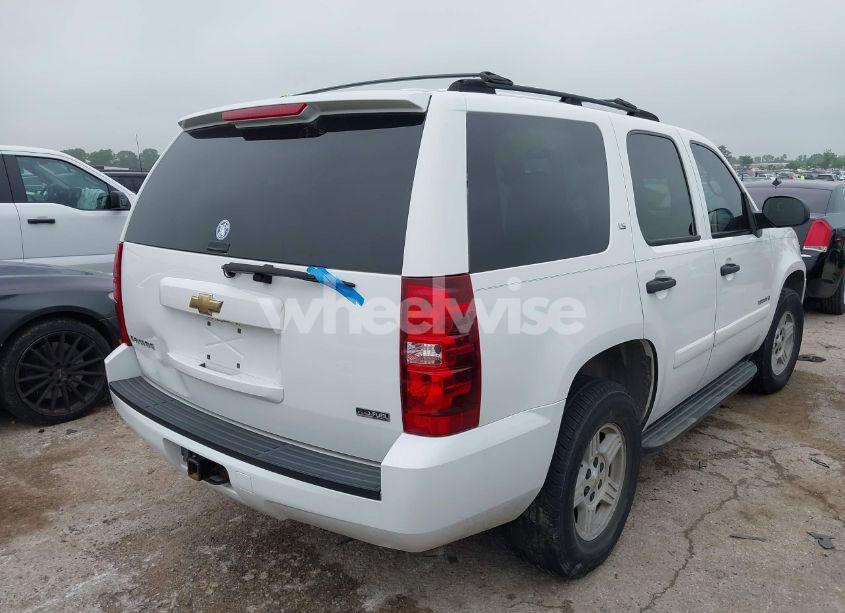 Photo 4 of 2007 Chevrolet Tahoe LS (VIN 1GNFC13027R264756)