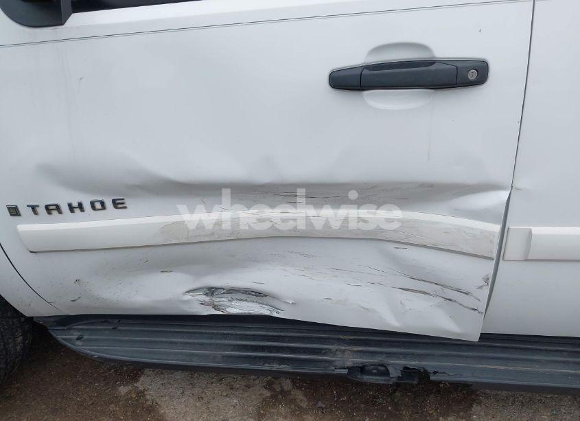 Photo 6 of 2007 Chevrolet Tahoe LS (VIN 1GNFC13027R264756)