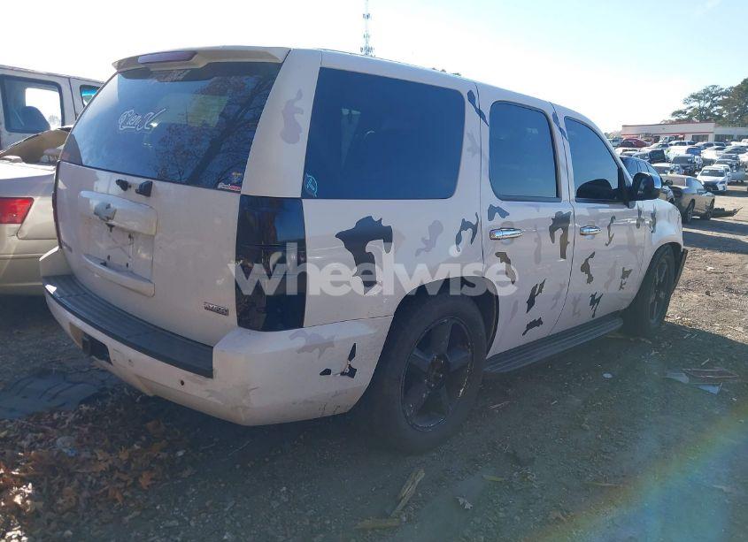 Photo 4 of 2007 Chevrolet Tahoe LTZ (VIN 1GNFC13027R320727)