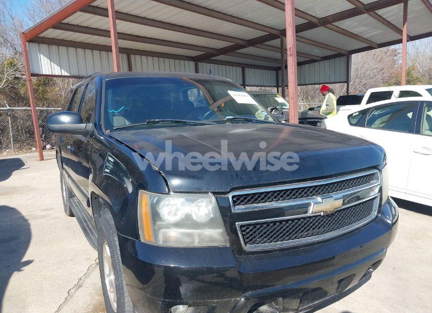 2007 Chevrolet Tahoe LT (VIN 1GNFC13027R393113) main photo